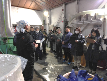 水口氏より製造工程を説明