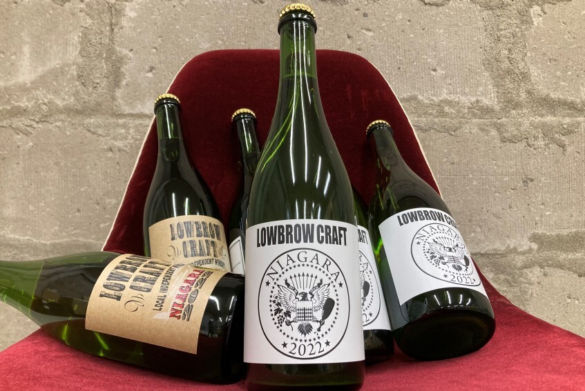 LOWBROW CRAFT Local Independent Winery - 後志総合振興局産業