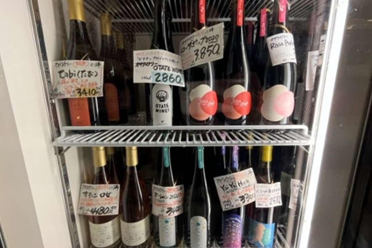 酒商たかの_売り場2.JPG